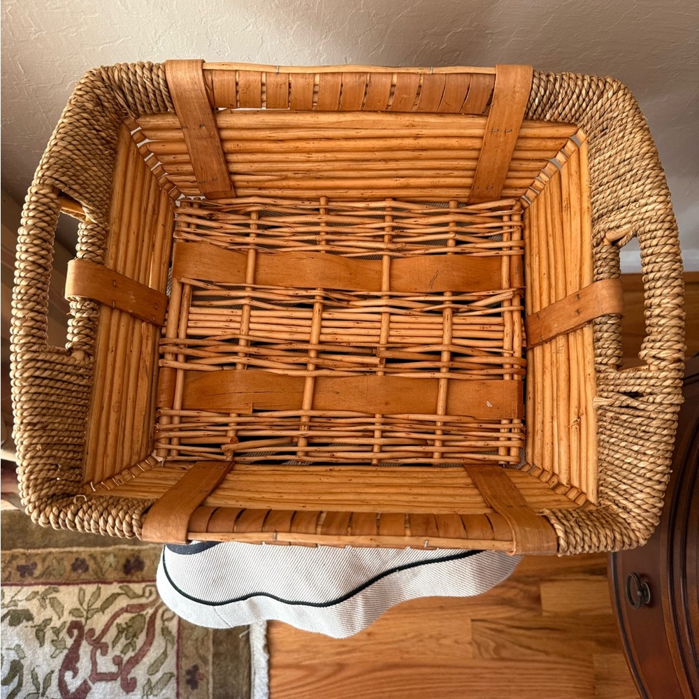 Vintage Wicker and Wood Woven Basket Medium Size with Handles - Picture 3 of 13